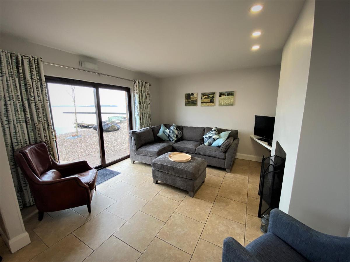 Tullybay Holiday Homes Екстериор снимка