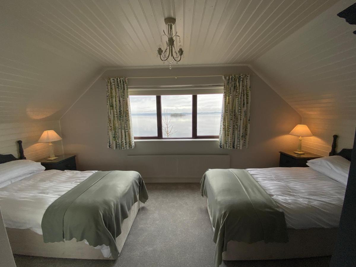Tullybay Holiday Homes Екстериор снимка